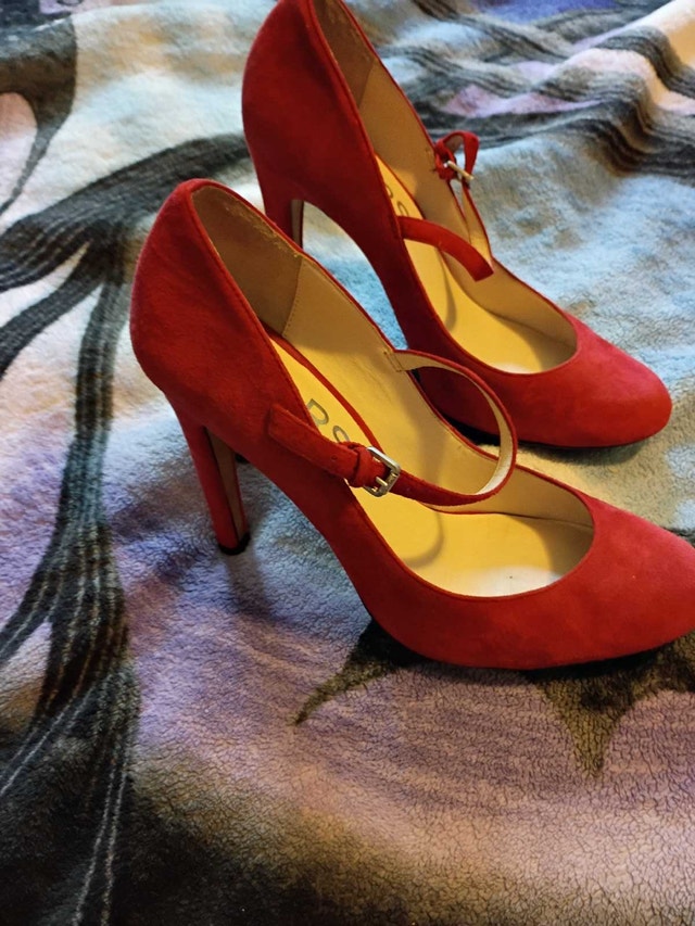 Michael Kors red suede mary jane heels Size 9 - photo 4