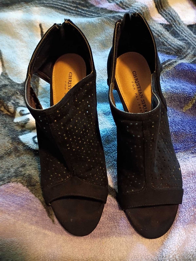 Christian Siriano ankle booties size 8 - photo 2