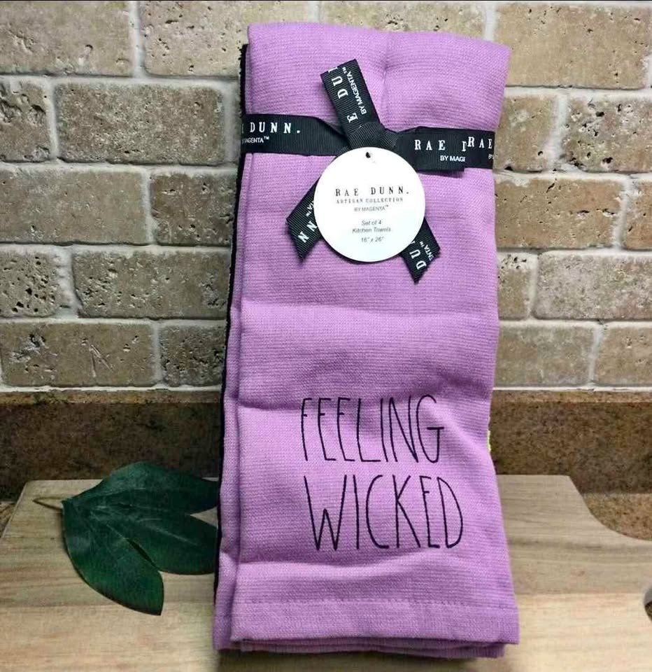BNWT Rae Dunn Halloween Kitchen Towels - Set of 4