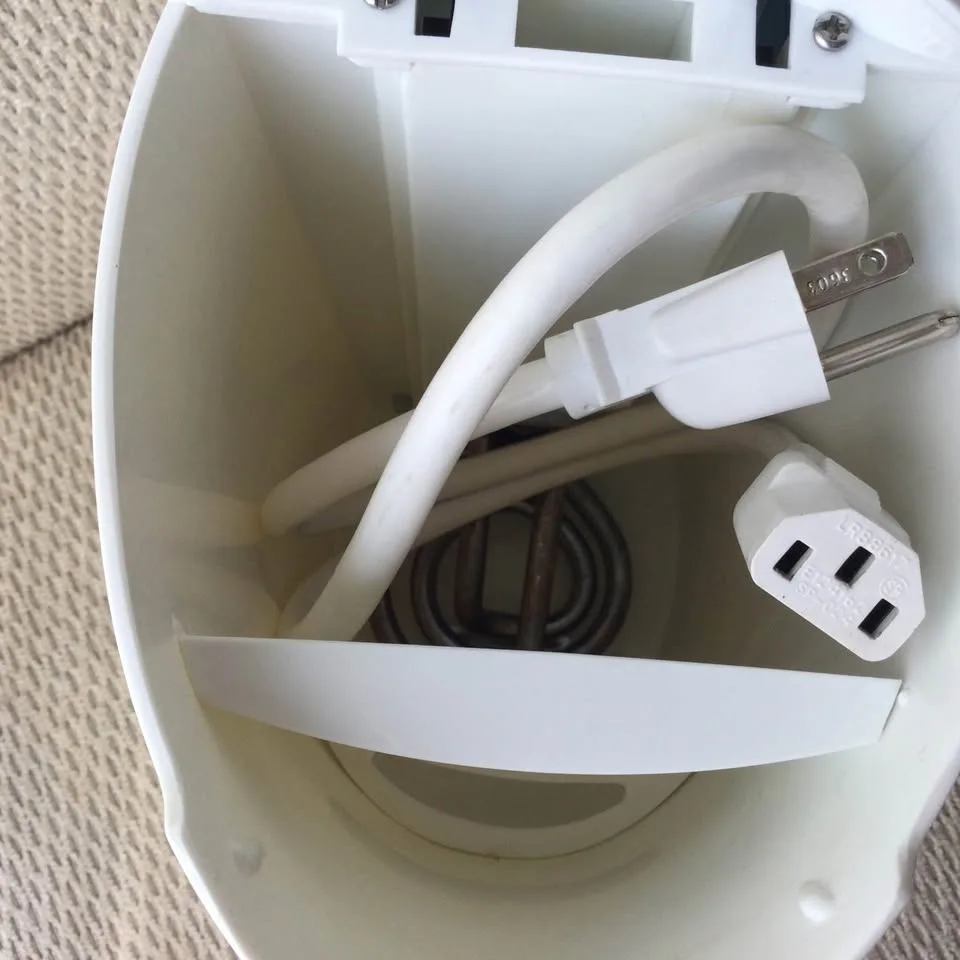 EUC Betty Crocker Electric Kettle - 1.8L image indicator(3)