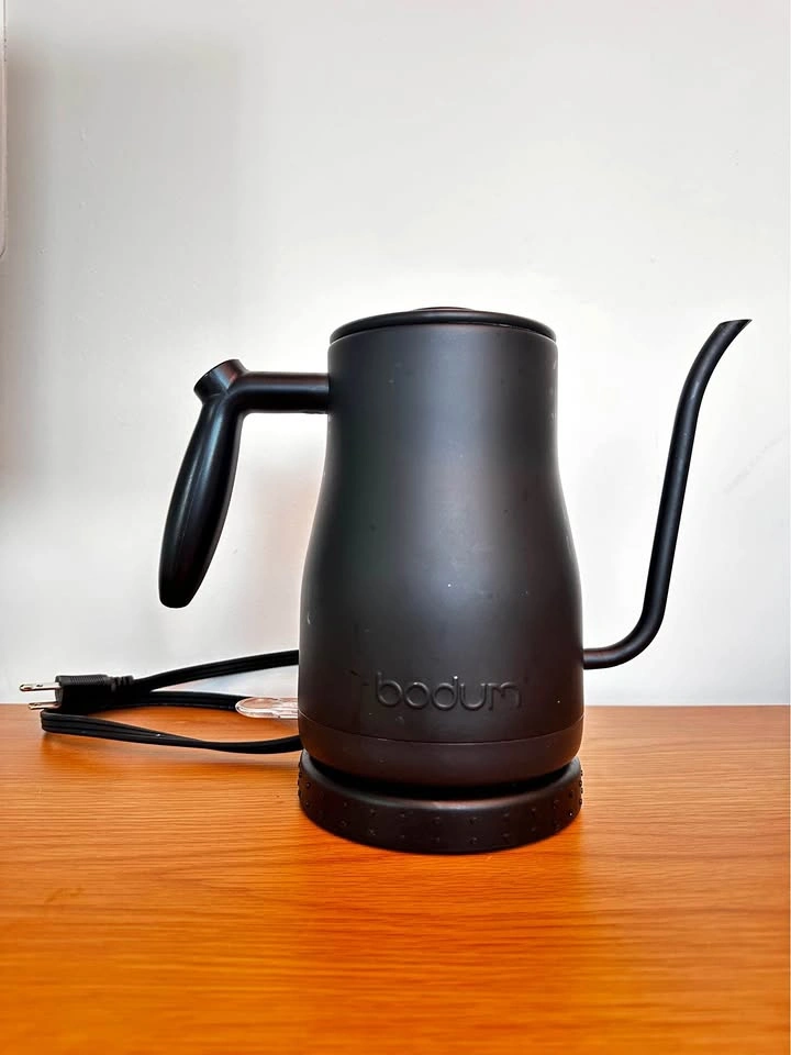 Bodum Gooseneck Electric Kettle