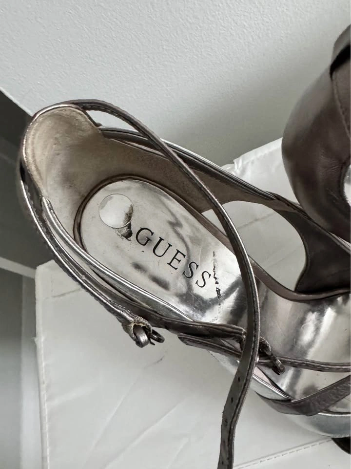 Guess Metallic Strappy Stiletto Sandals size 8 - photo 3
