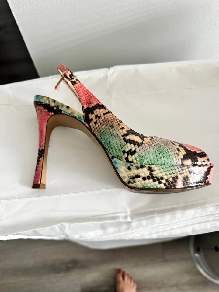 Nine West Multicolor Snakeskin Print Slingback Heels size 8