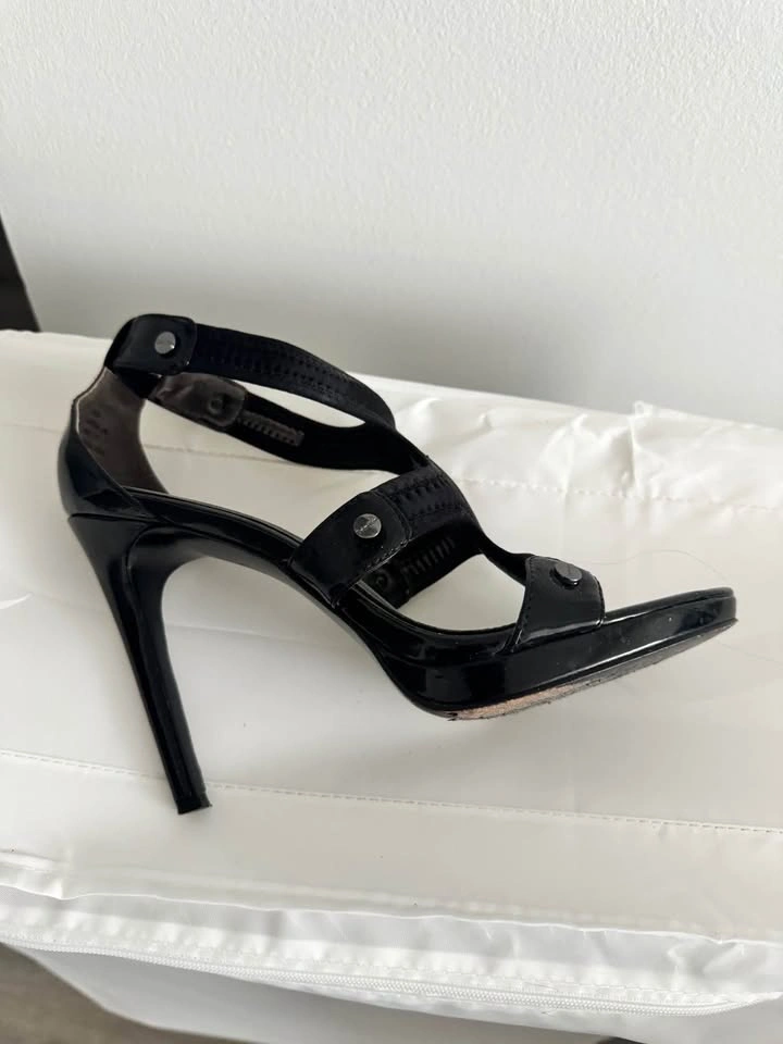 Calvin Klein Black Strappy High Heel Sandals size 8 - photo 2