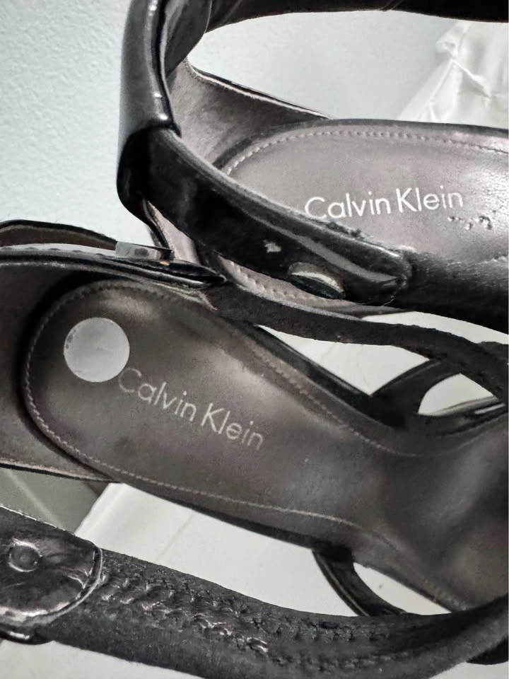 Calvin Klein Black Strappy High Heel Sandals size 8 - photo 3