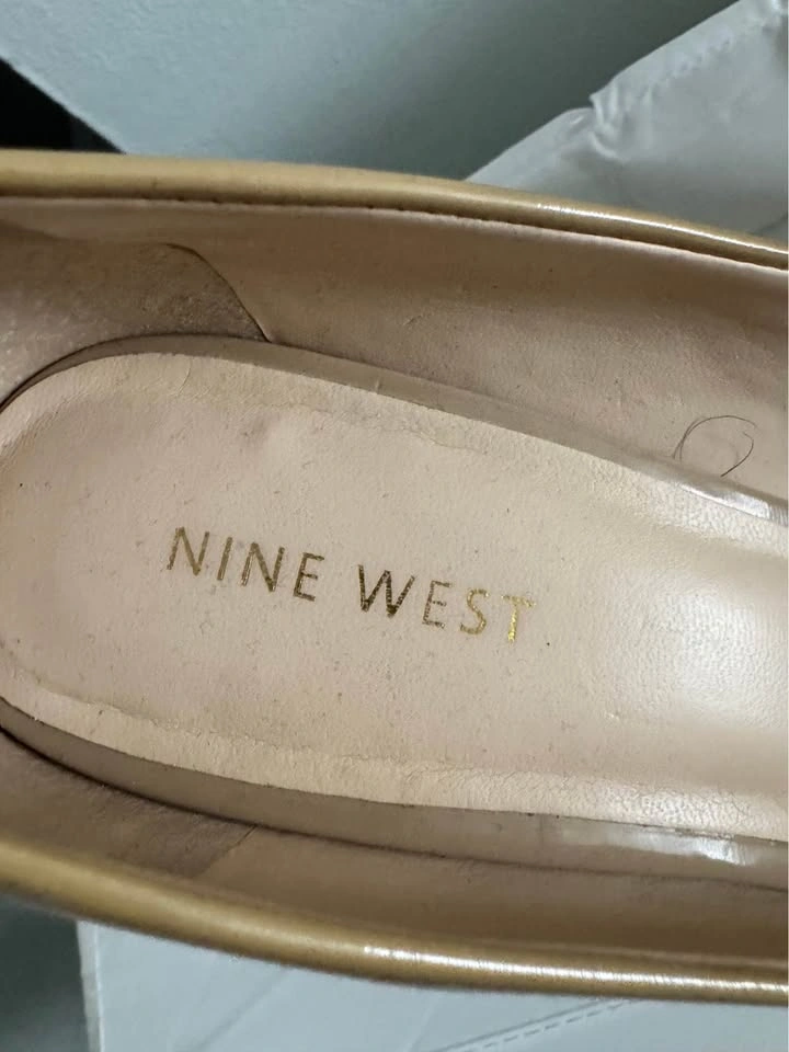 Nine West Nude Patent Platform Pumps size 8 - photo 3
