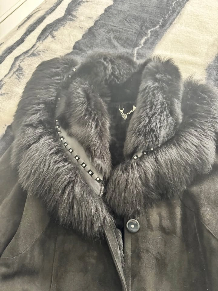 Black Suede Coat with Fur Trim - photo 2