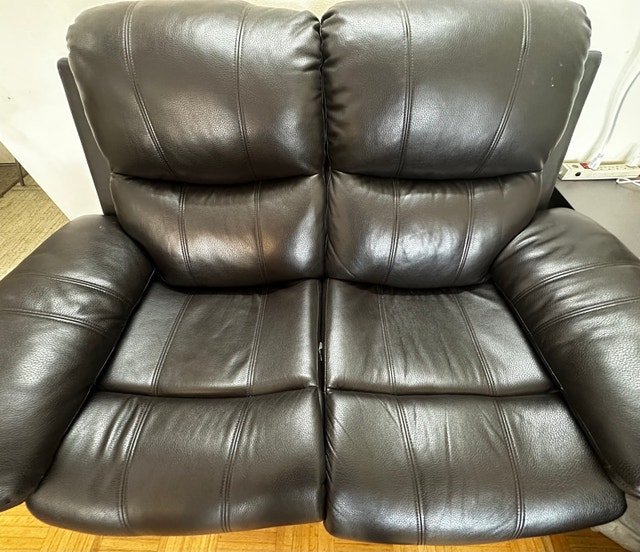 3 Piece Manual Recliner Leather Sofa Set - photo 2
