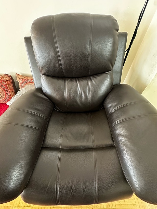 3 Piece Manual Recliner Leather Sofa Set - photo 3