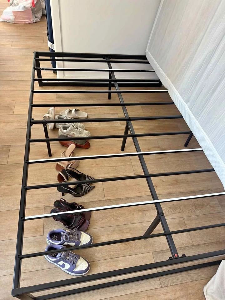 ZINUS Abel Metal Platform Full Size Bed Frame