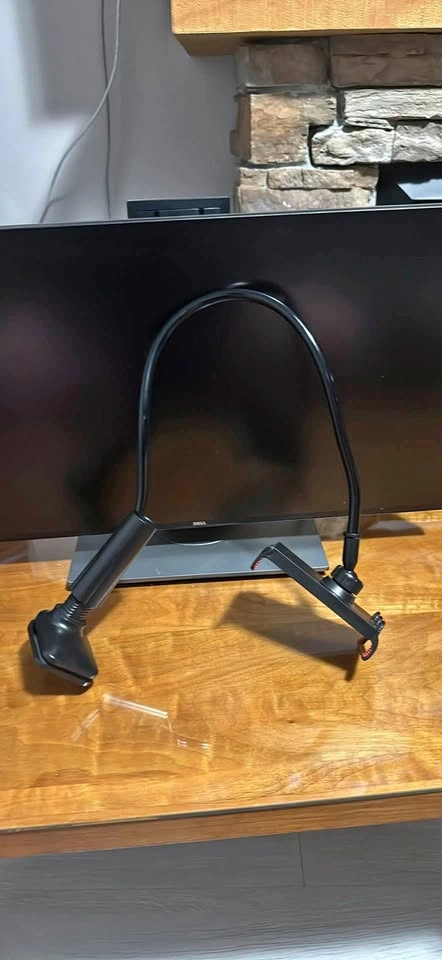 Handless phone holder