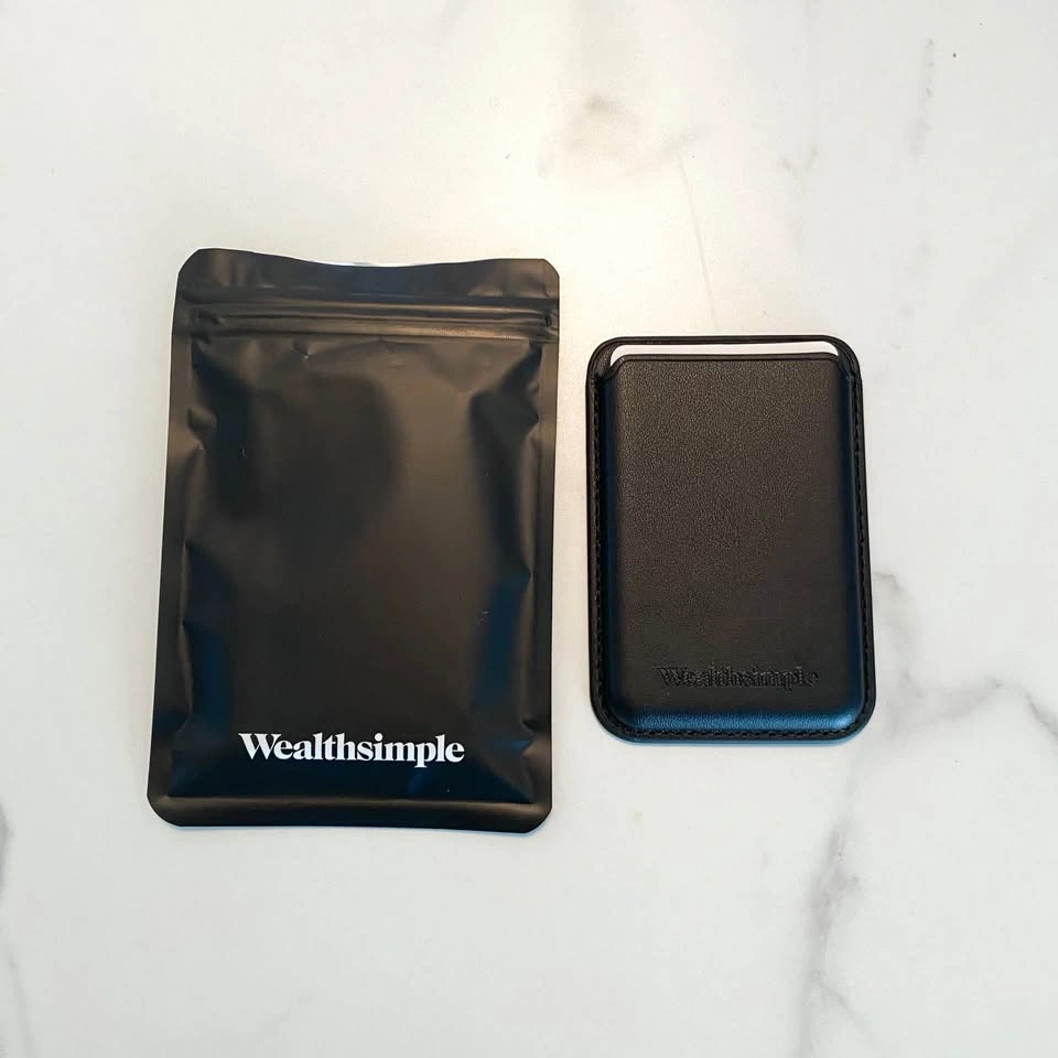 Magnetic Phone Wallet - photo 2