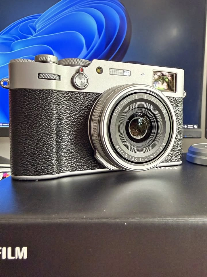 Silver Fujifilm X100V like new in box