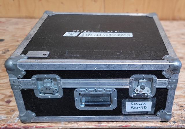 Spirit Power Station 600 analog sound board mixer - photo 3