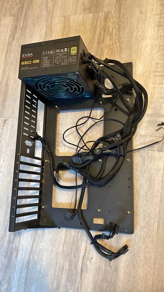 Test bench with EVGA 650W Gold Power Supply