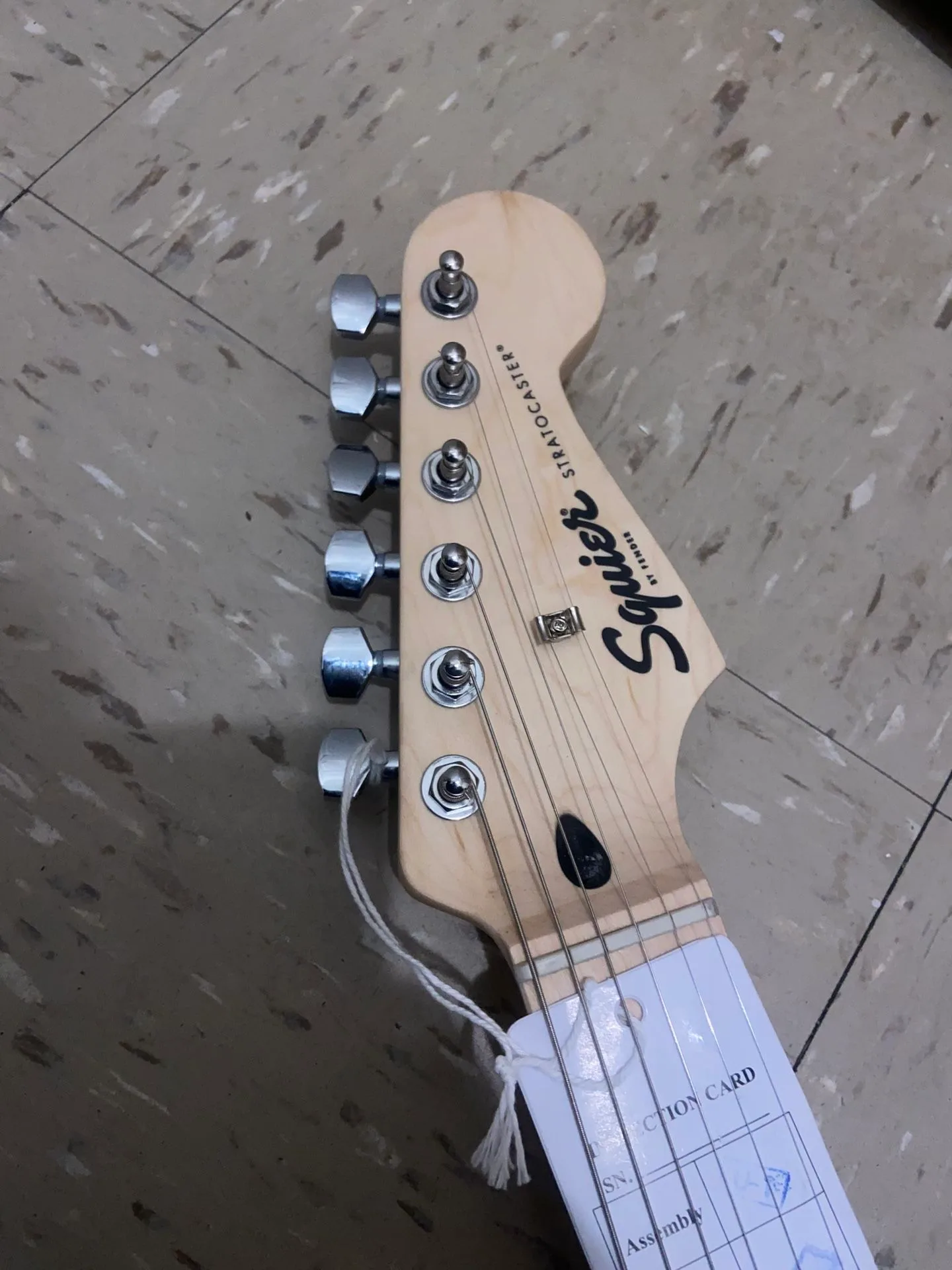 Brand New Squier Sonic Strat HSS - Black (Unopened) image indicator(5)