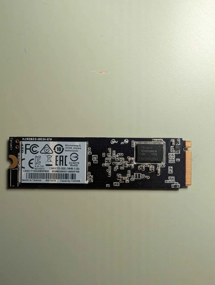 Corsair MP600 Gen4 PCIe 1TB NVMe M.2 SSD - photo 4