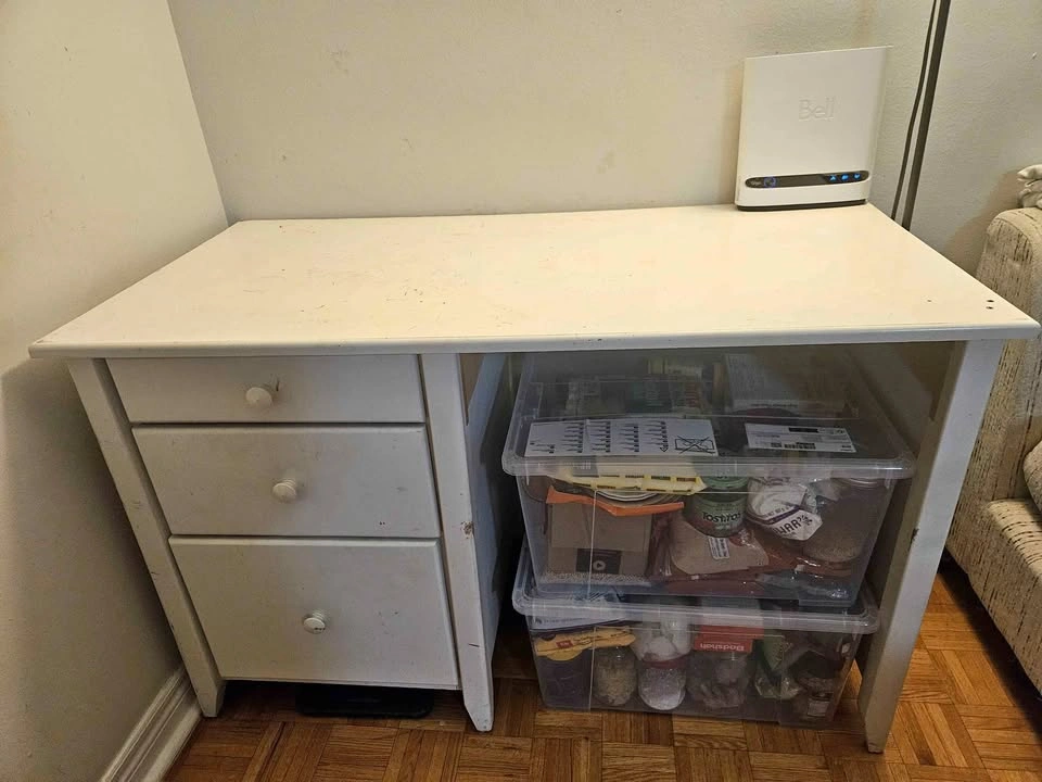 Free White Wooden Desk with 3 Drawers
