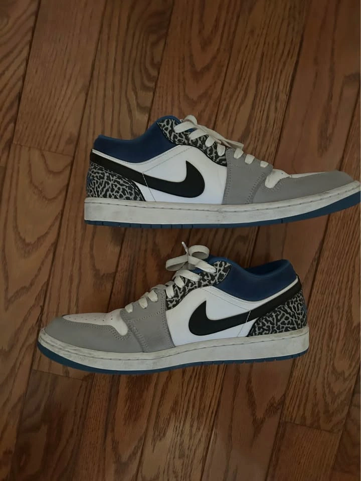 Size 10.5 - True Blue Jordan 1 Low - photo 2