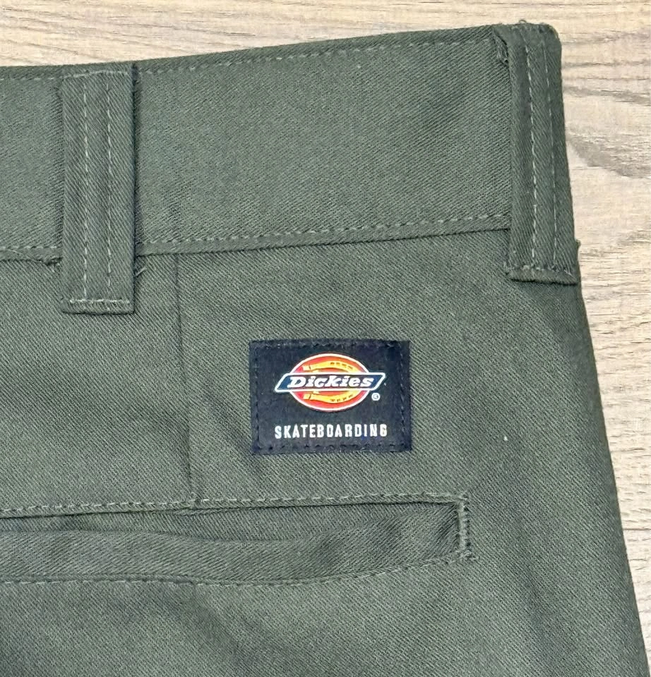 Dickies Skateboarding work pants - 36x32 (fits like 34x32) - photo 3