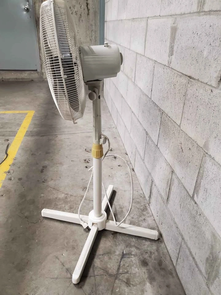 Ocean Breeze Pedestal Fan - photo 2