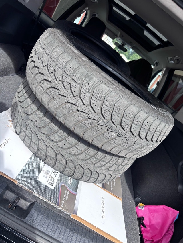 winter tires 215/64 R17 - photo 3