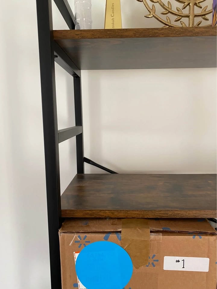 Bookshelf - photo 2