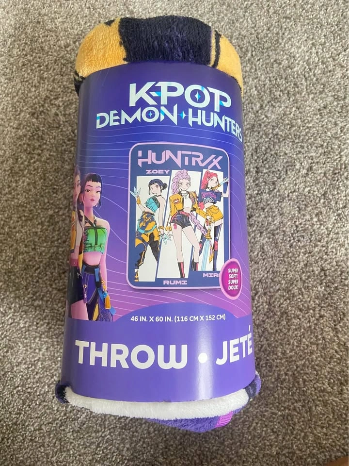 K-Pop Demon Hunters Throw Blanket - photo 2