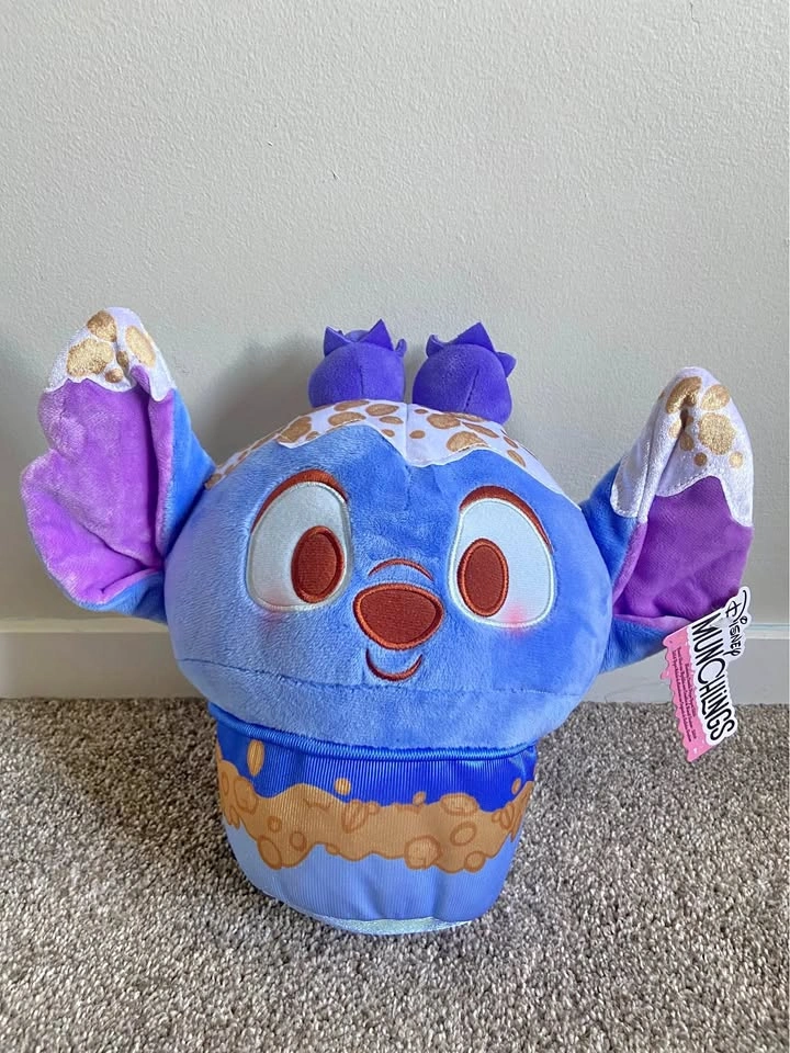 Disney Munchlings Stitch Pineapple Upside-Down Cake Plush