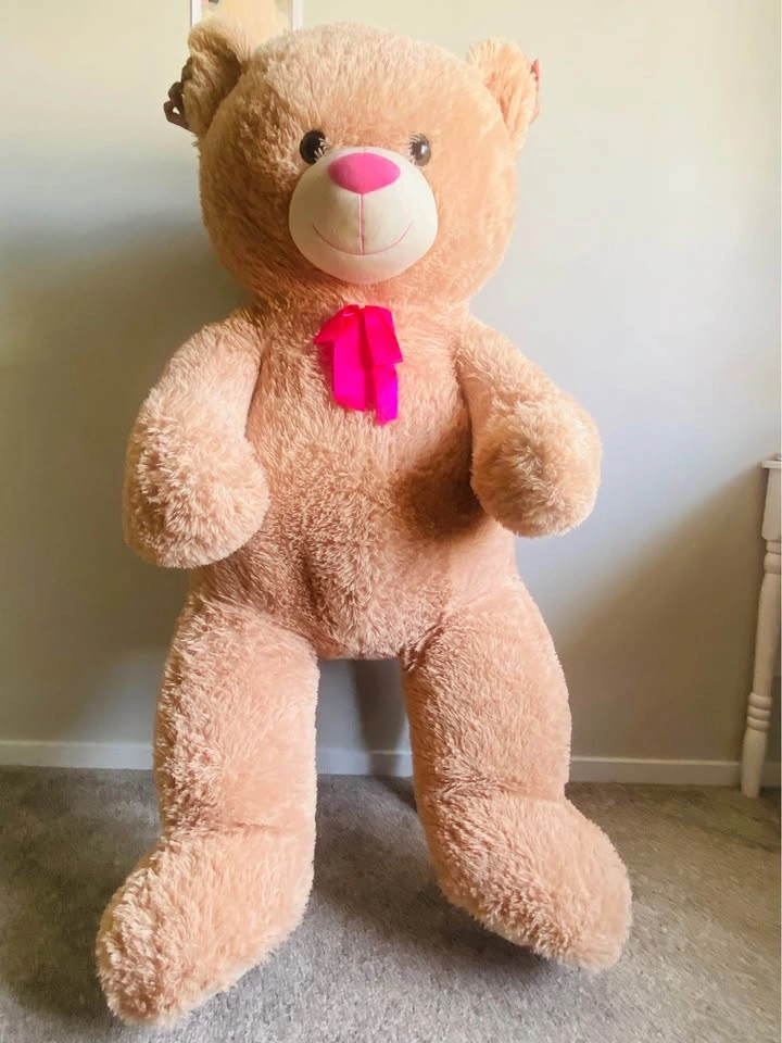 Giant Teddy Bear with Heart Paws - photo 2