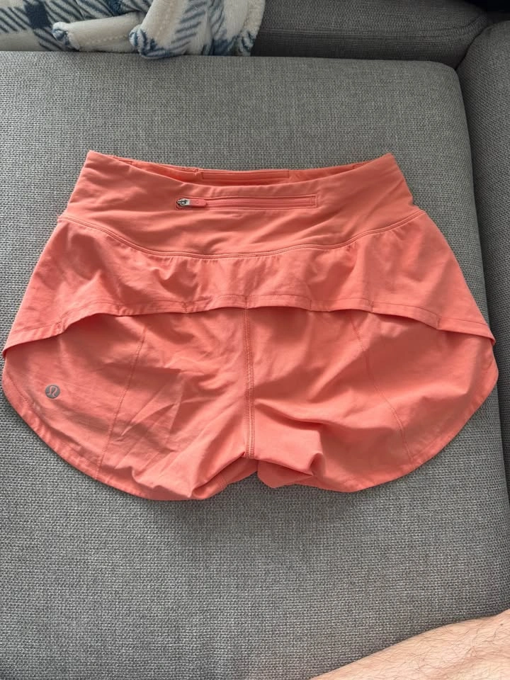 Lululemon Speed Up Shorts Size 2 - photo 2