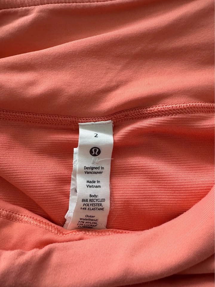 Lululemon Speed Up Shorts Size 2 - photo 4