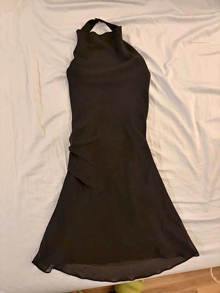 XS Aritzia chiffon halter neck dress