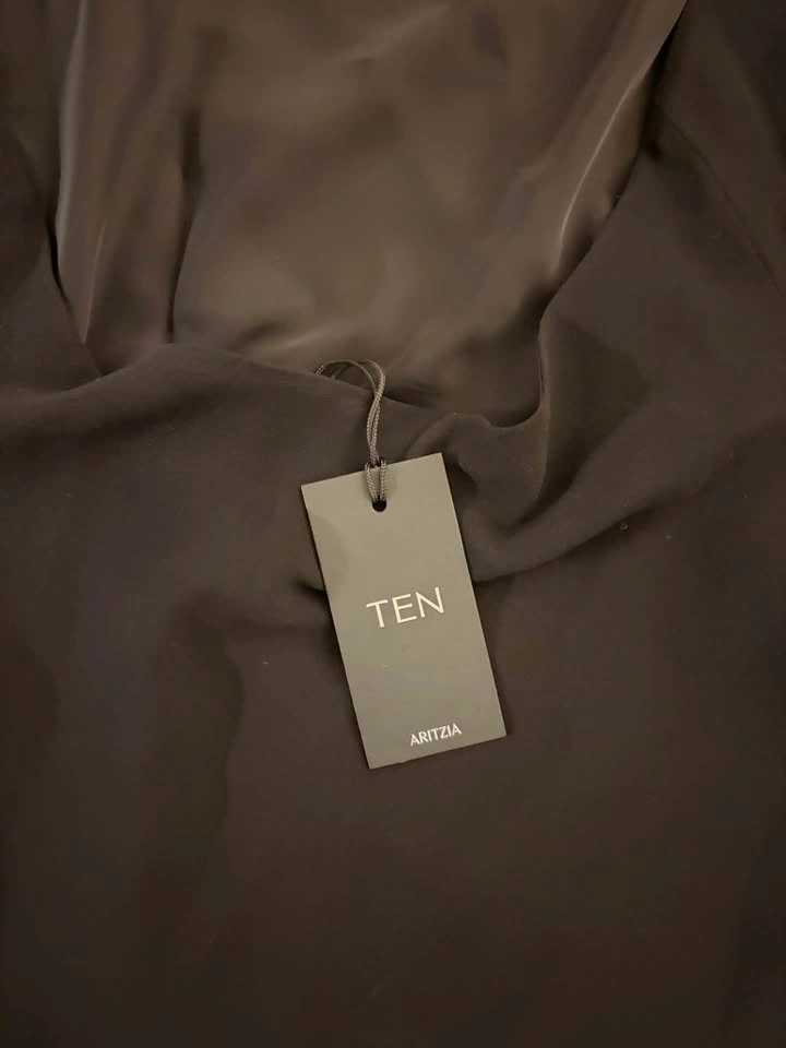 XS Aritzia chiffon halter neck dress - photo 2