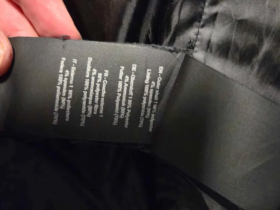 Water-resistant TNAC jacket with protection image indicator(5)