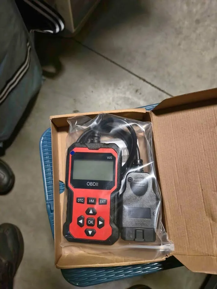 V410 OBD2 Scanner thumbnail