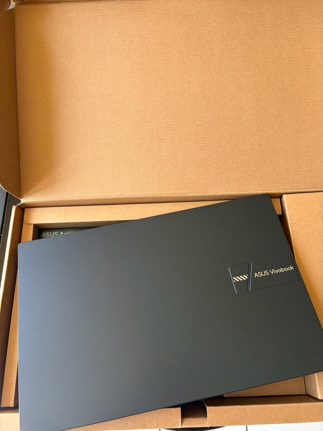 Asus Vivobook 15 Laptop Intel Core i7 16GB 1TB