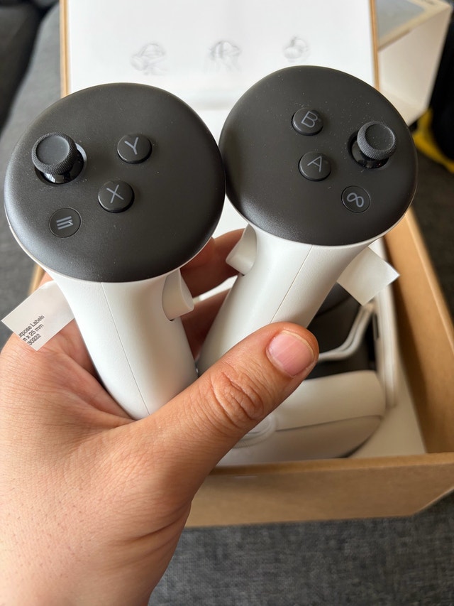 Meta Quest 3 512GB VR Headset - photo 3