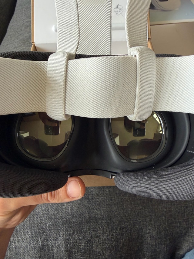 Meta Quest 3 512GB VR Headset - photo 5