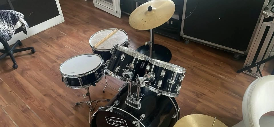 Tornado Drum Set 5 Piece Set Up - photo 2