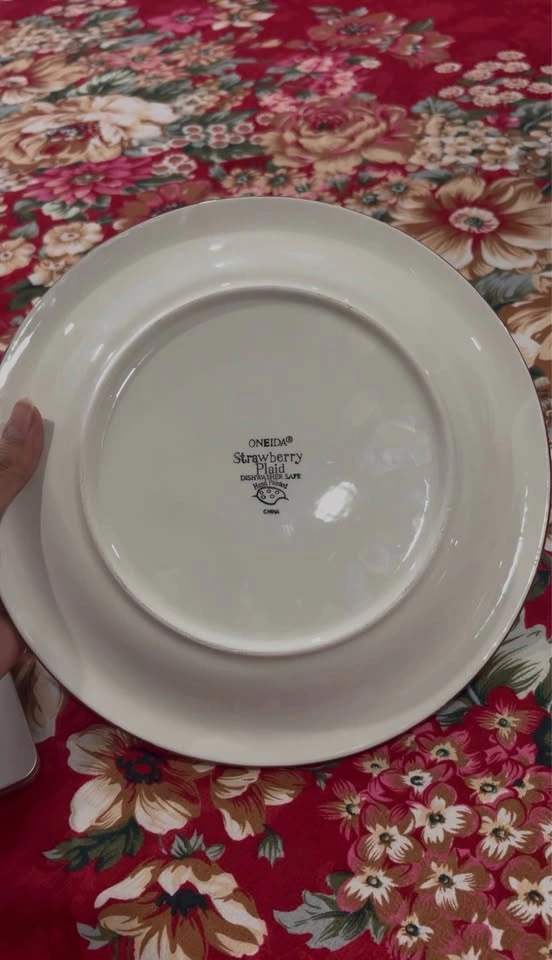 Strawberry Decoration Plate With Stand - photo 5