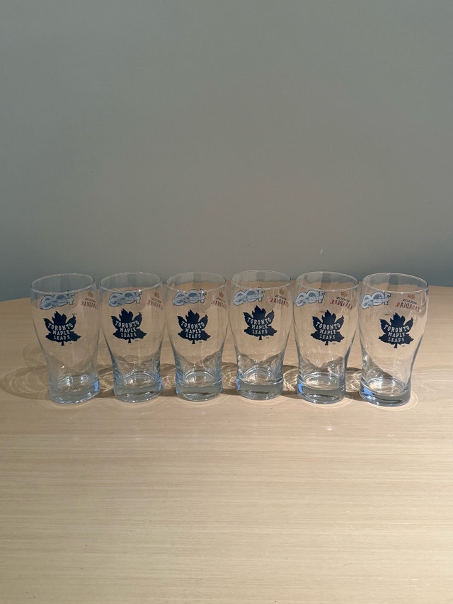 Toronto Maple Leafs Molson Canadian Beer Glasses