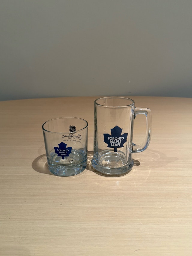 Toronto Maple Leafs Glassware Set