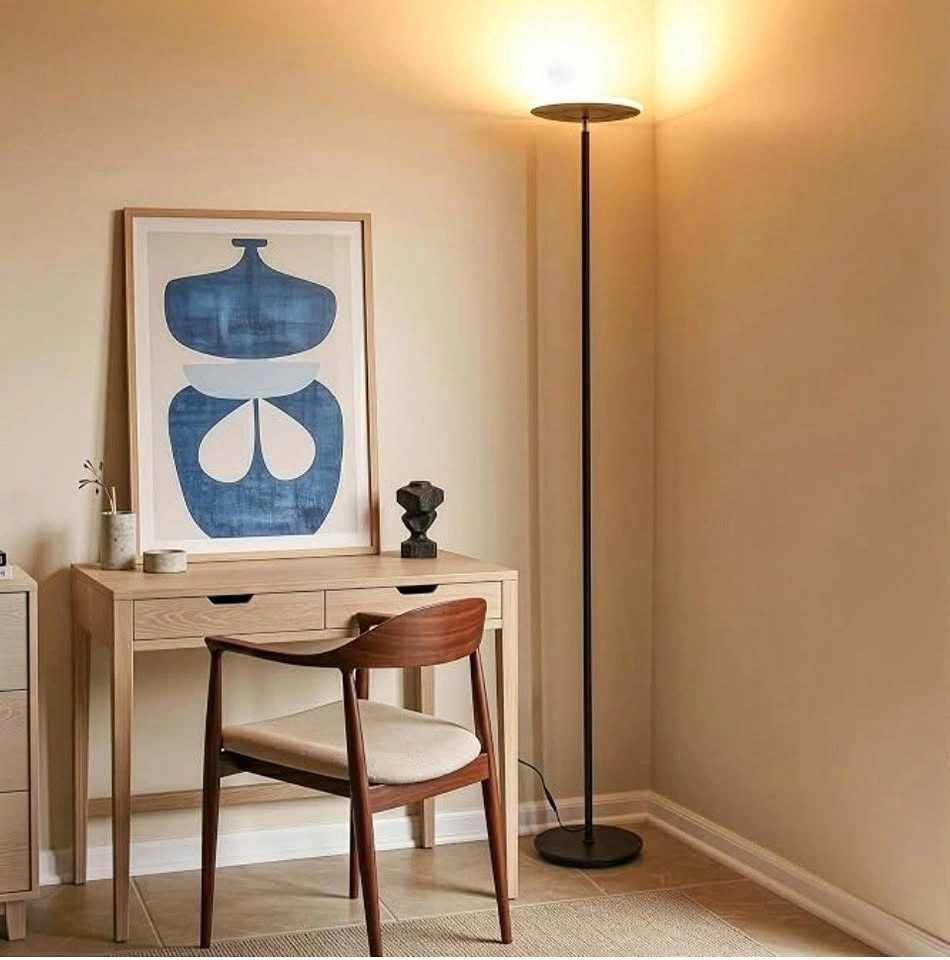 LED Floor Lamp - Excellent Condition