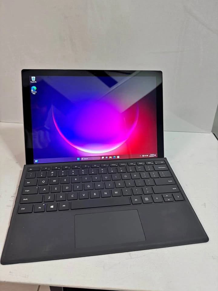 Surface Pro 7+ i7 16GB RAM 256GB SSD 2-in-1 Laptop