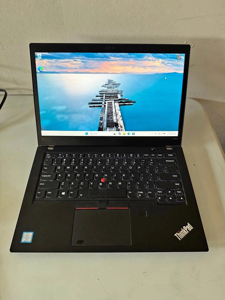 T480s Thinkpad | i7 8650U | 256GB SSD | 8GB RAM | WIN 11