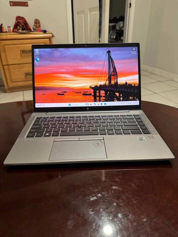 HP ZBook Firefly 14 G7 Mobile Workstation | i5 10210U | 8GB RAM - photo 2
