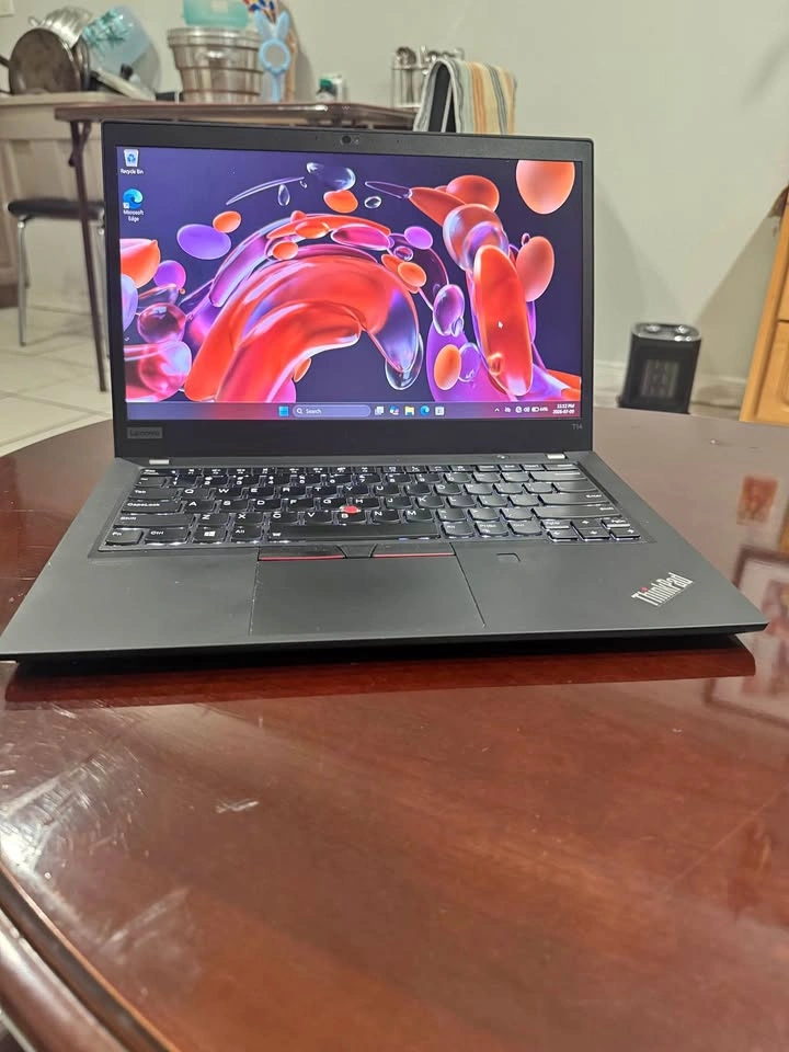 Thinkpad T14 Gen 1 | i5 10310U | 16GB RAM | 256GB SSD | WIN 11