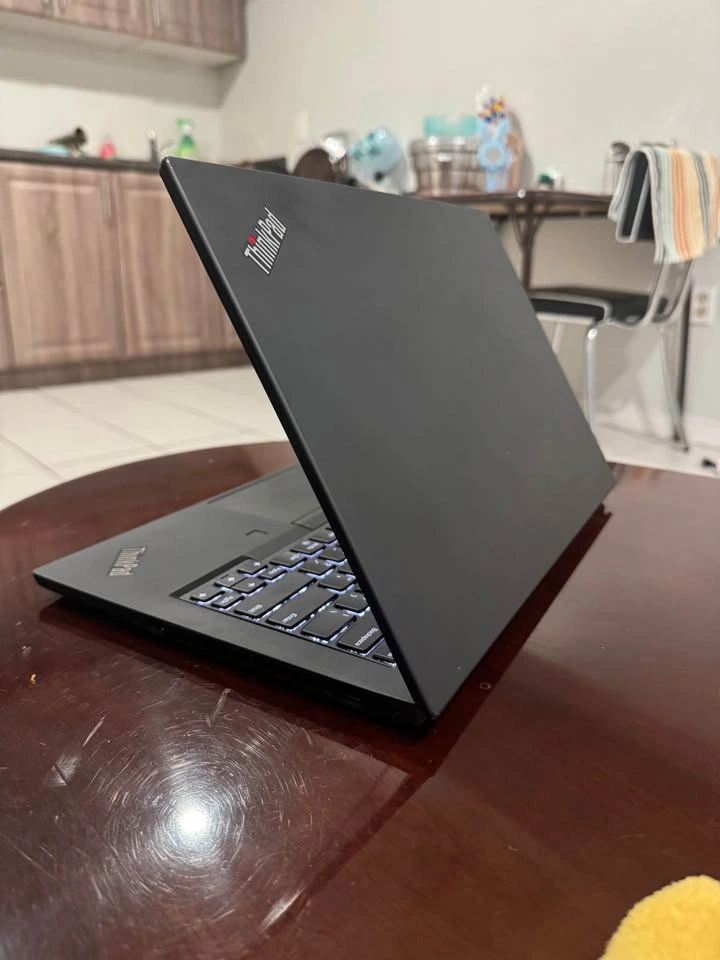 Thinkpad T14 Gen 1 | i5 10310U | 16GB RAM | 256GB SSD | WIN 11 - photo 5