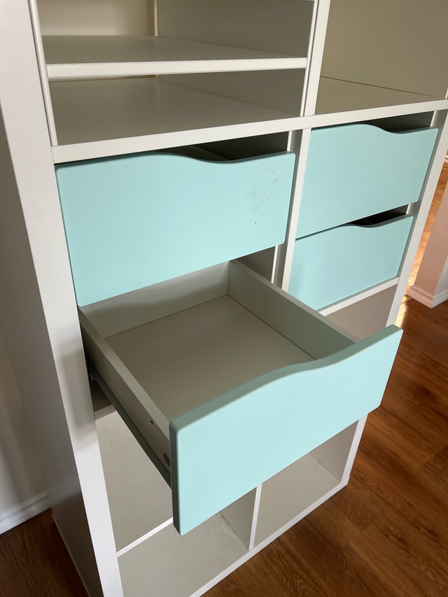 IKEA Kallax shelf unit with inserts - photo 2